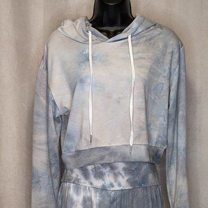NWOT Medium Long Sleeve Tie Dye Print Sweatshirt Crop Top Hoodie